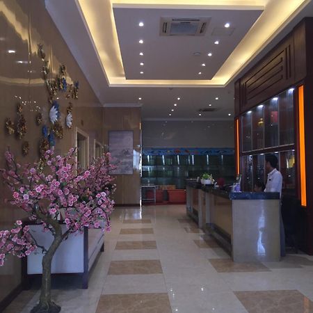 Apollo Hotel Yangon Dış mekan fotoğraf