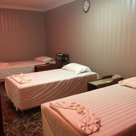 Apollo Hotel Yangon Dış mekan fotoğraf