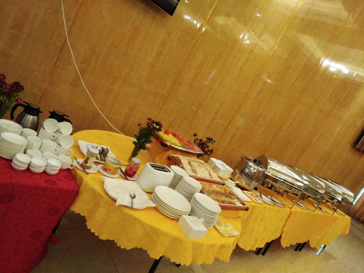 Apollo Hotel Yangon Dış mekan fotoğraf